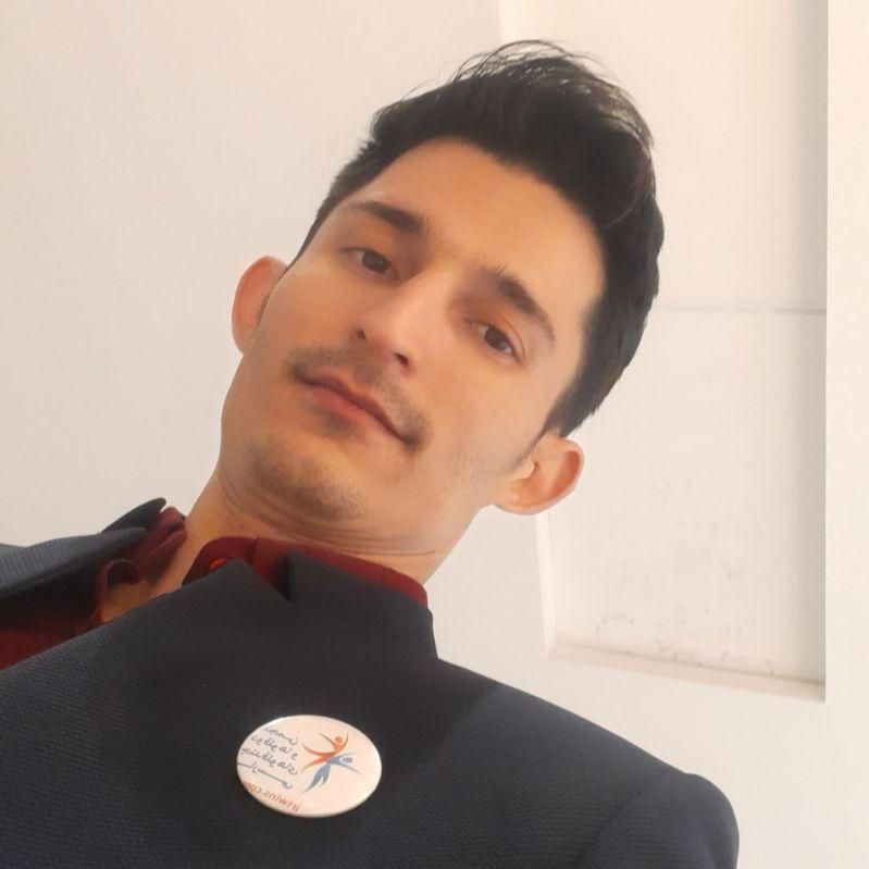 احمد  مزرعه فراهانی